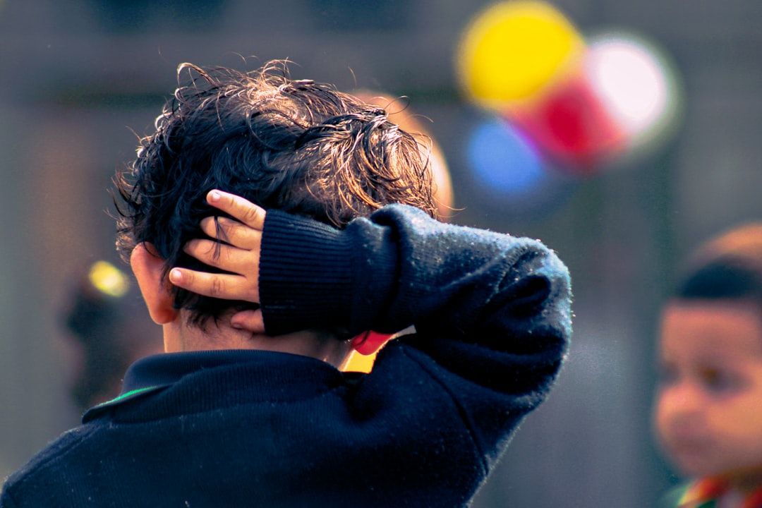child separation anxiety, parent child goodbye school